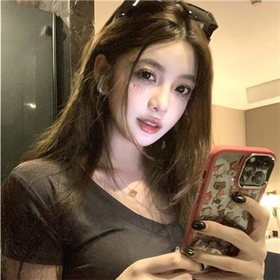 喜欢，轻吻，快跑